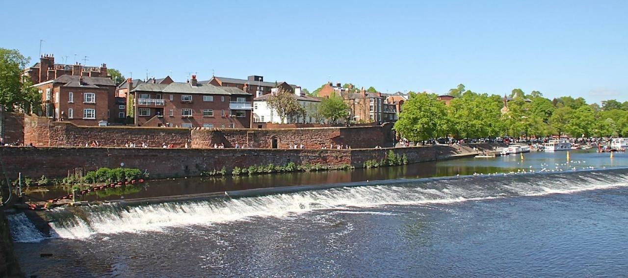Gamul Place - Quiet City Centre Chester Kültér fotó